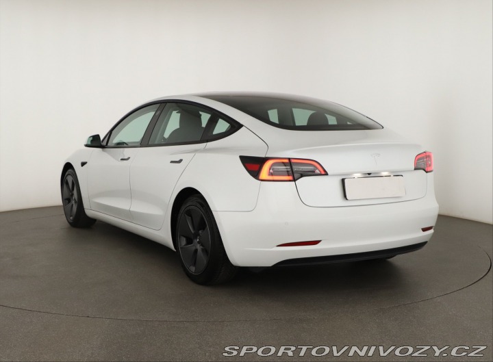 Tesla Model 3 Std Range Plus LFP 2021
