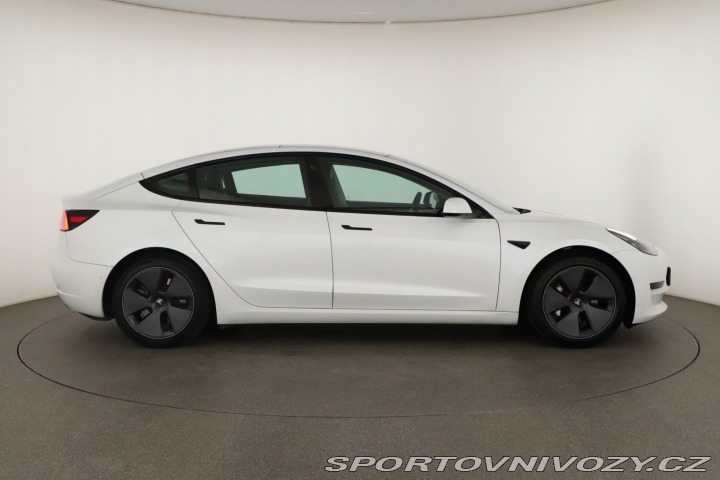 Tesla Model 3 Std Range Plus LFP 2021