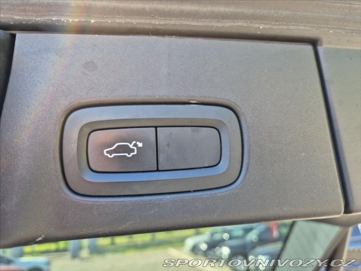 Volvo V90 2,0 T5 Cross Country AWD 2019