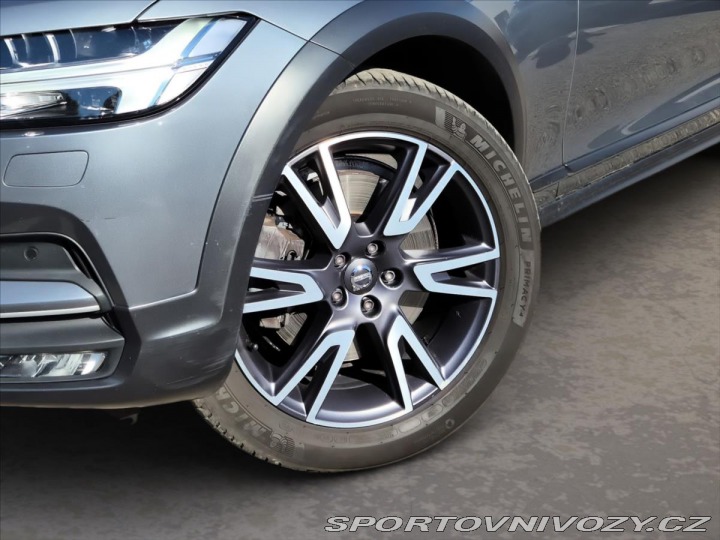Volvo V90 2,0 T5 Cross Country AWD 2019