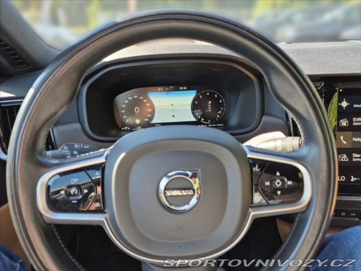 Volvo V90 2,0 T5 Cross Country AWD 2019