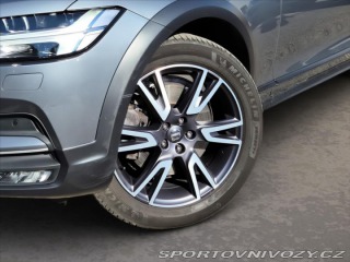 Volvo V90 2,0 T5 Cross Country AWD 2019