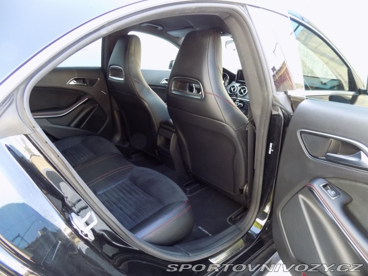 Mercedes-Benz CLA 220d/AMG-Line/Bi-xenon/LE 2013