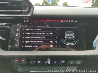Audi RS3  2025