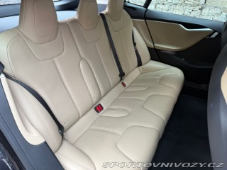Tesla Model S 90D 2016