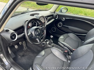 Mini Cooper Cooper S 2011