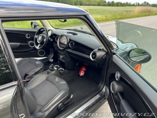 Mini Cooper Cooper S 2011
