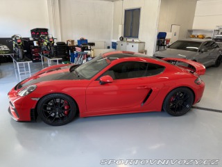 Porsche Cayman GT4, pdk,chrono,skořepiny 2022