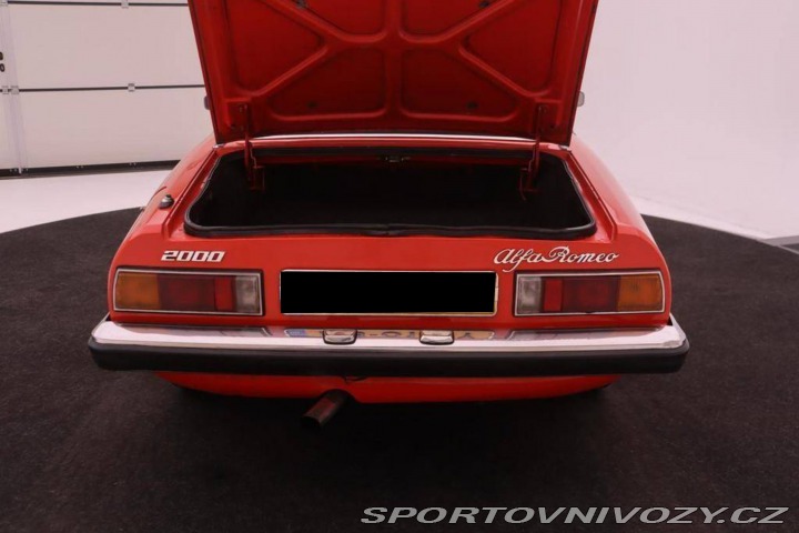 Ostatní značky Ostatní modely Alfa Romeo Spider 2.0 Veloce 2000 1981