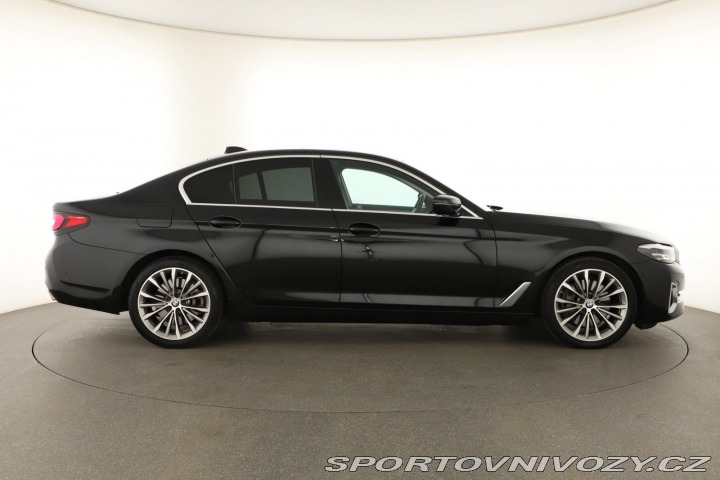BMW 5 Luxury Line 530d xDrive 2021