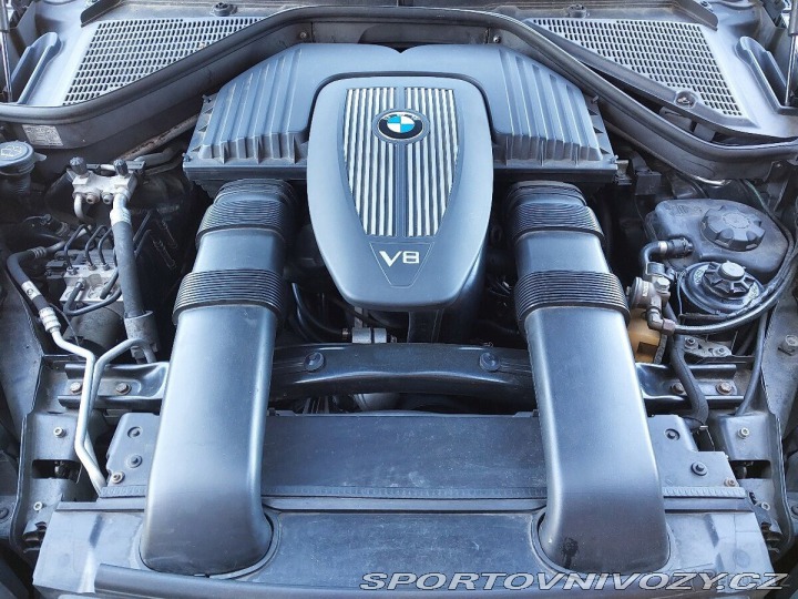 BMW X5 4,8   V8 2008