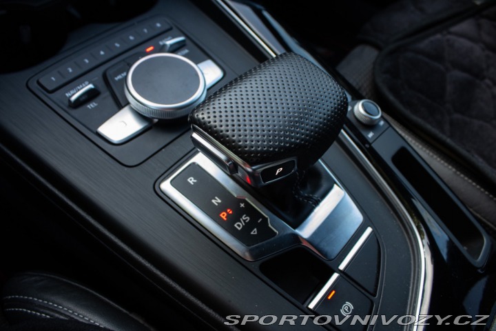 Audi A5 Sportback  40 2.0 TDI S l 2019