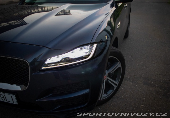 Jaguar F-Pace 3.0 TDV6 Prestige AWD A/ 2016