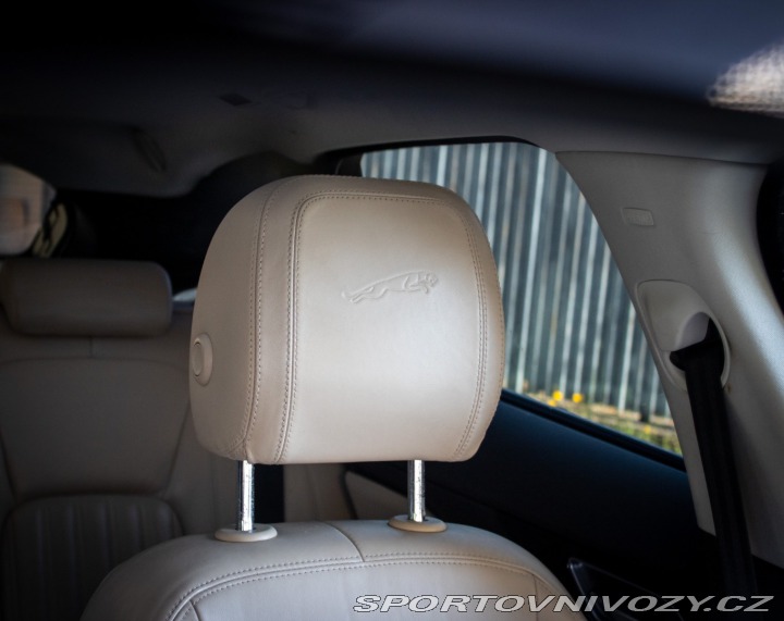 Jaguar F-Pace 3.0 TDV6 Prestige AWD A/ 2016