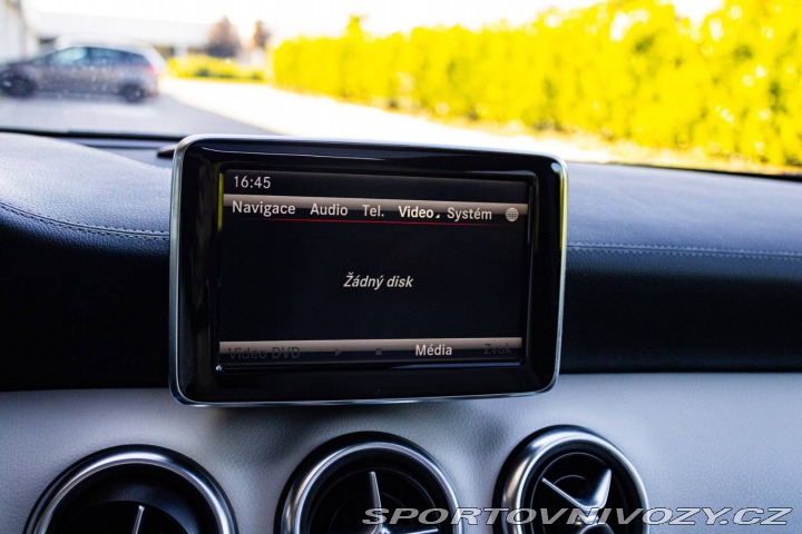 Mercedes-Benz A  2013