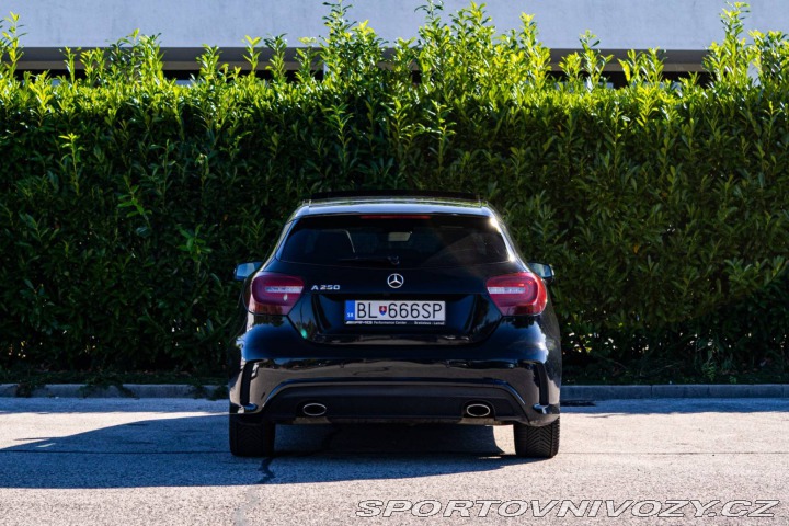 Mercedes-Benz A  2013