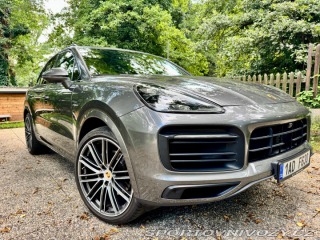 Porsche Cayenne E-HYBRID 9YA / EF22 2019
