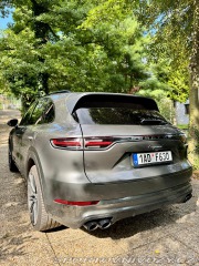 Porsche Cayenne E-HYBRID 9YA / EF22 2019