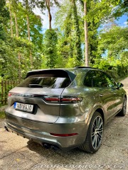 Porsche Cayenne E-HYBRID 9YA / EF22 2019