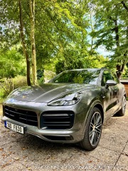 Porsche Cayenne E-HYBRID 9YA / EF22 2019