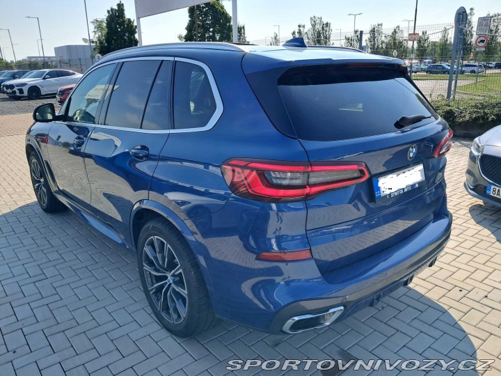 BMW X5  2021