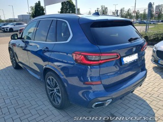BMW X5  2021