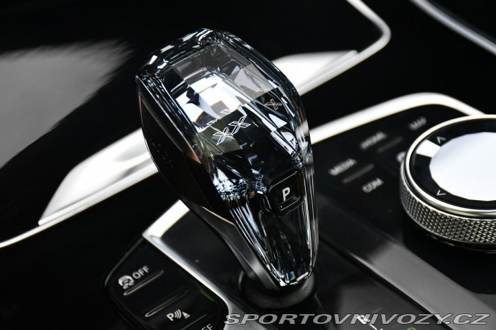 BMW X5 M50d LASER PANOR MASÁŽE H 2018