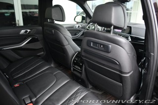 BMW X5 M50d LASER PANOR MASÁŽE H 2018