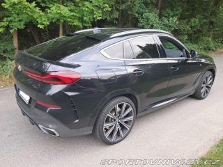 BMW X6  2022