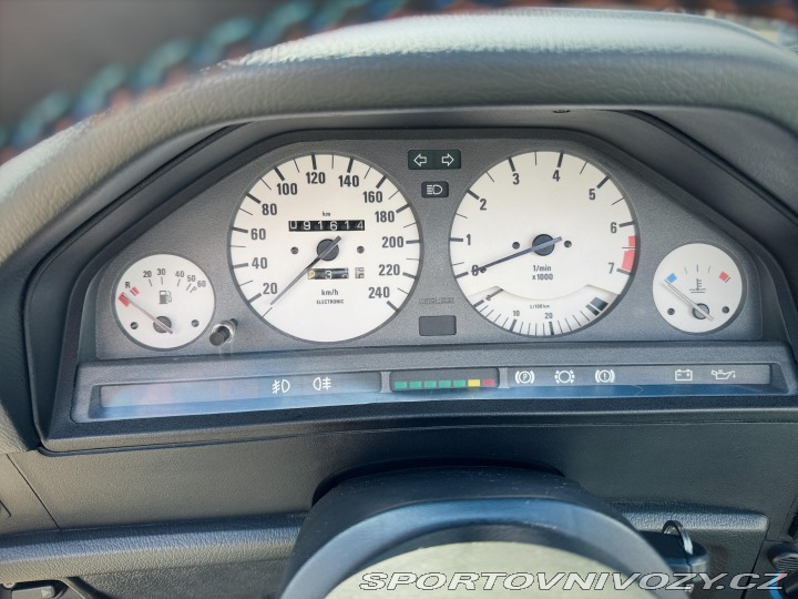 BMW 3 318i 1991