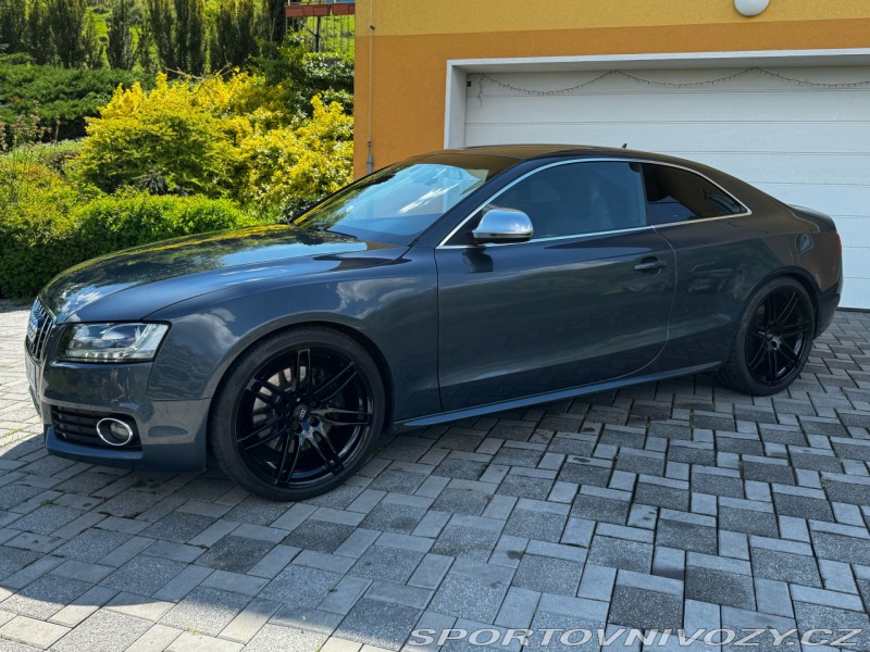 Audi S5 