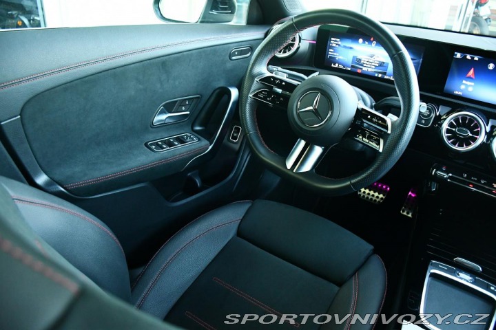 Mercedes-Benz CLA 200d AMG KUPÉ REZERVACE 2024