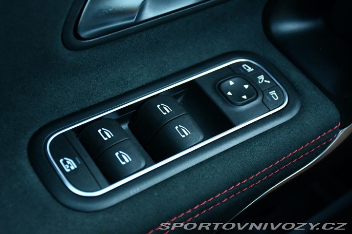 Mercedes-Benz CLA 200d AMG KUPÉ REZERVACE 2024