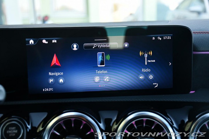 Mercedes-Benz CLA 200d AMG KUPÉ ZÁRUKA ČR 1 2024