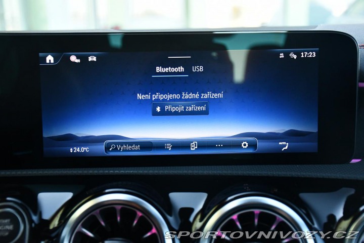 Mercedes-Benz CLA 200d AMG KUPÉ REZERVACE 2024