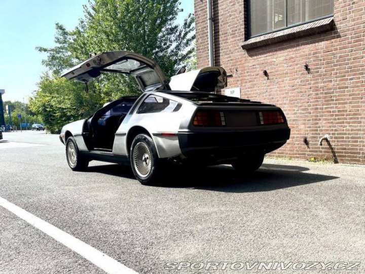 Ostatní značky Ostatní modely DMC DeLorean PRV V6 1981