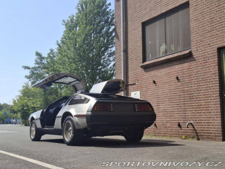 Ostatní značky Ostatní modely DMC DeLorean PRV V6 1981