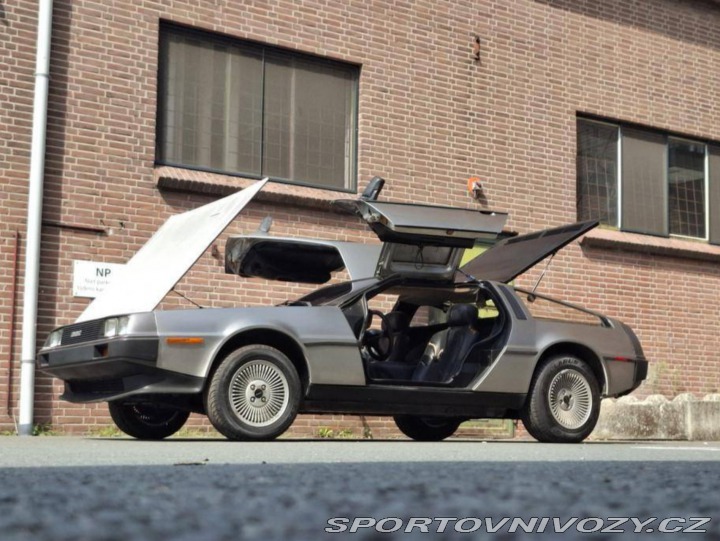 Ostatní značky Ostatní modely DMC DeLorean PRV V6 1981