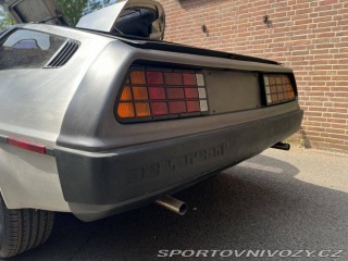 Ostatní značky Ostatní modely DMC DeLorean PRV V6 1981