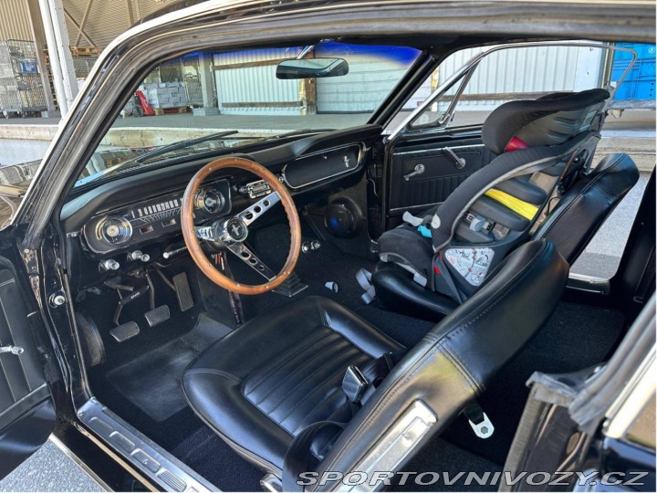 Ford Mustang Fastback 4.7 V8 C-Code 1965