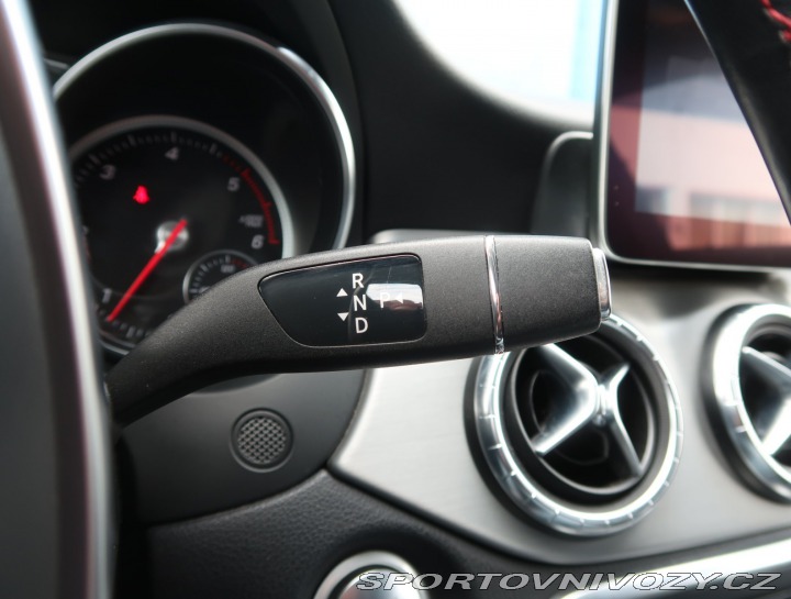 Mercedes-Benz CLA AMG Paket 200 CDI 2016