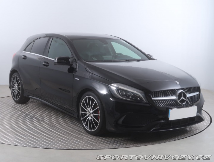 Mercedes-Benz A AMG Line A 180 2017