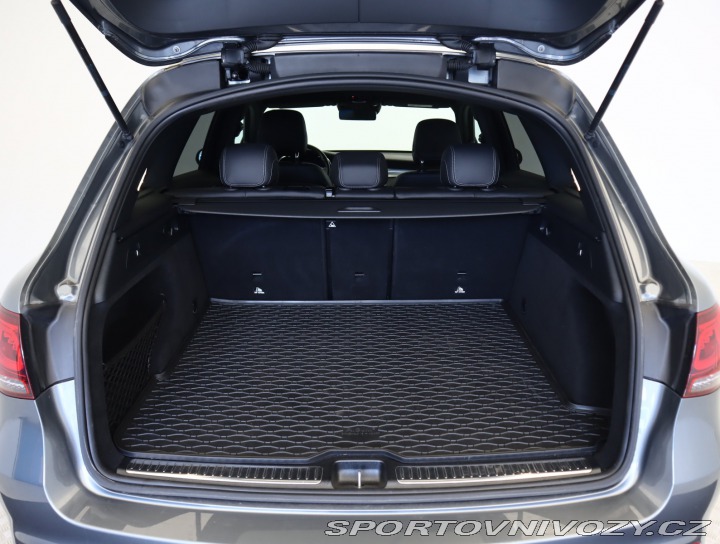 Mercedes-Benz Ostatní modely GLC AMG Line GLC 220 d 4MATIC 2021