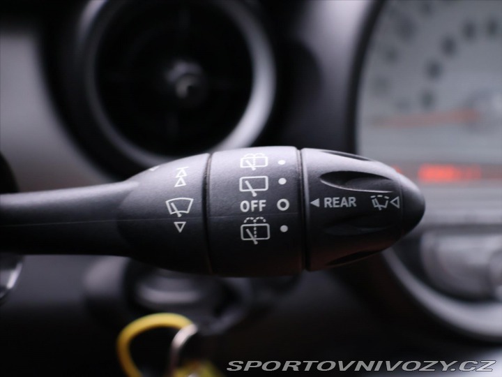 Mini One 1,4 i 70kW Klima CD 2008