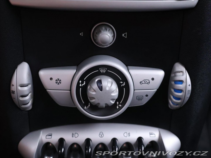 Mini One 1,4 i 70kW Klima CD 2008