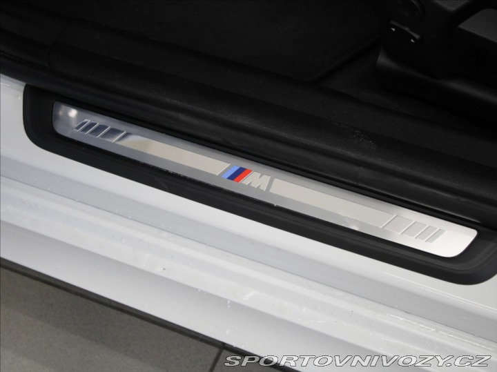 BMW 3 3,0 330xD M Laser DCC Taž 2020