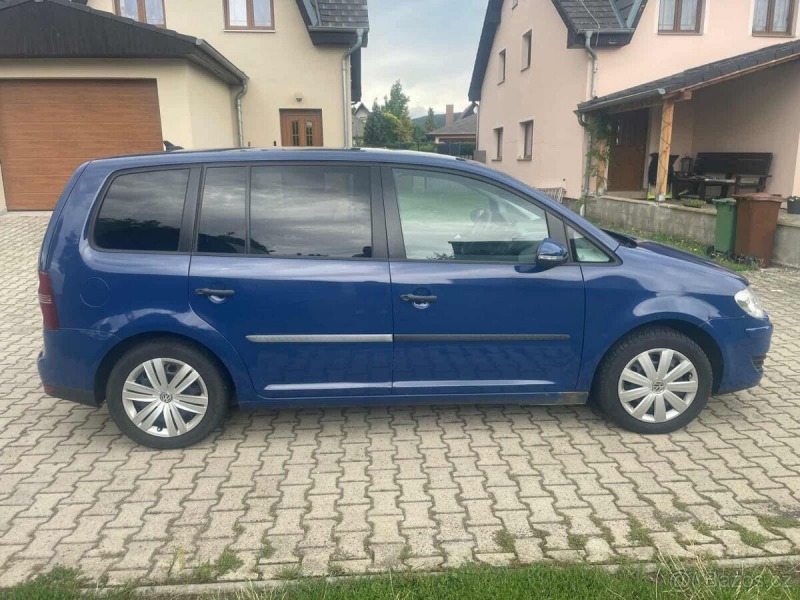 Volkswagen Ostatní modely Touran 1,9   Tdi 77 kw r.v. 2009