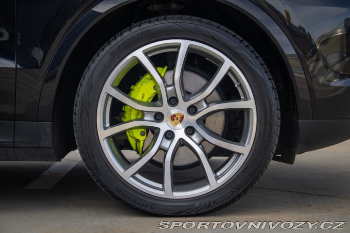 Porsche Cayenne E-Hybrid Tiptronic, plug 2019