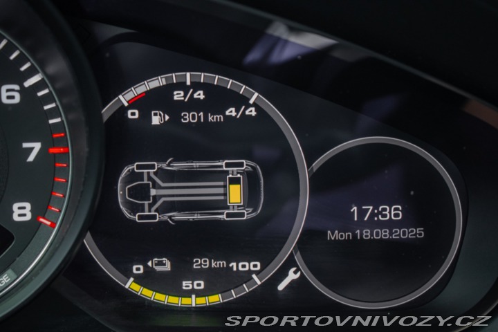 Porsche Cayenne E-Hybrid Tiptronic, plug 2019