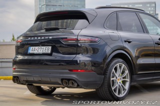 Porsche Cayenne E-Hybrid Tiptronic, plug 2019